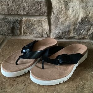 Vionic Uptown Marin Women's10.5 Flip Flop Black Leather Sandals Thong